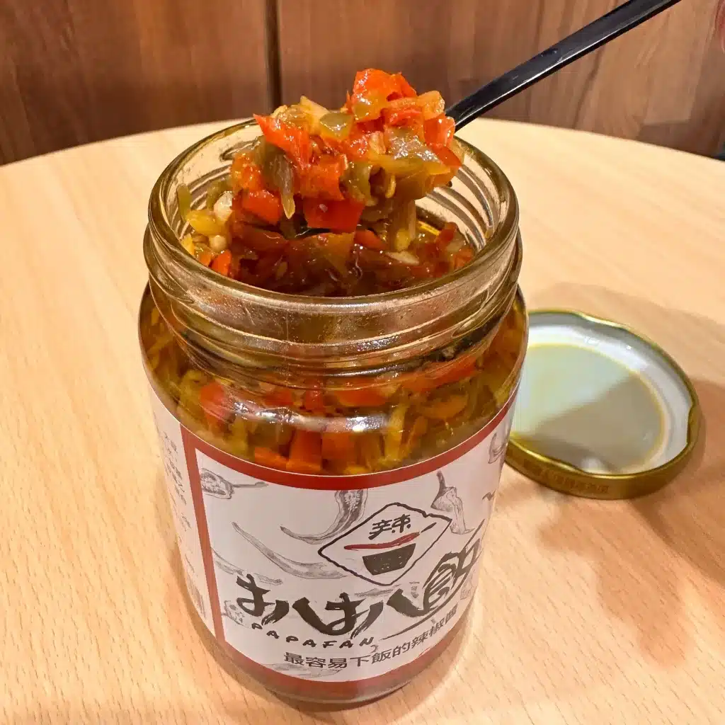 扒扒飯雙椒醬 開箱評價|哪裡買?超級百搭的辣椒醬!配水餃、拌麵都好吃! 叮咚News|分享新奇與樂趣