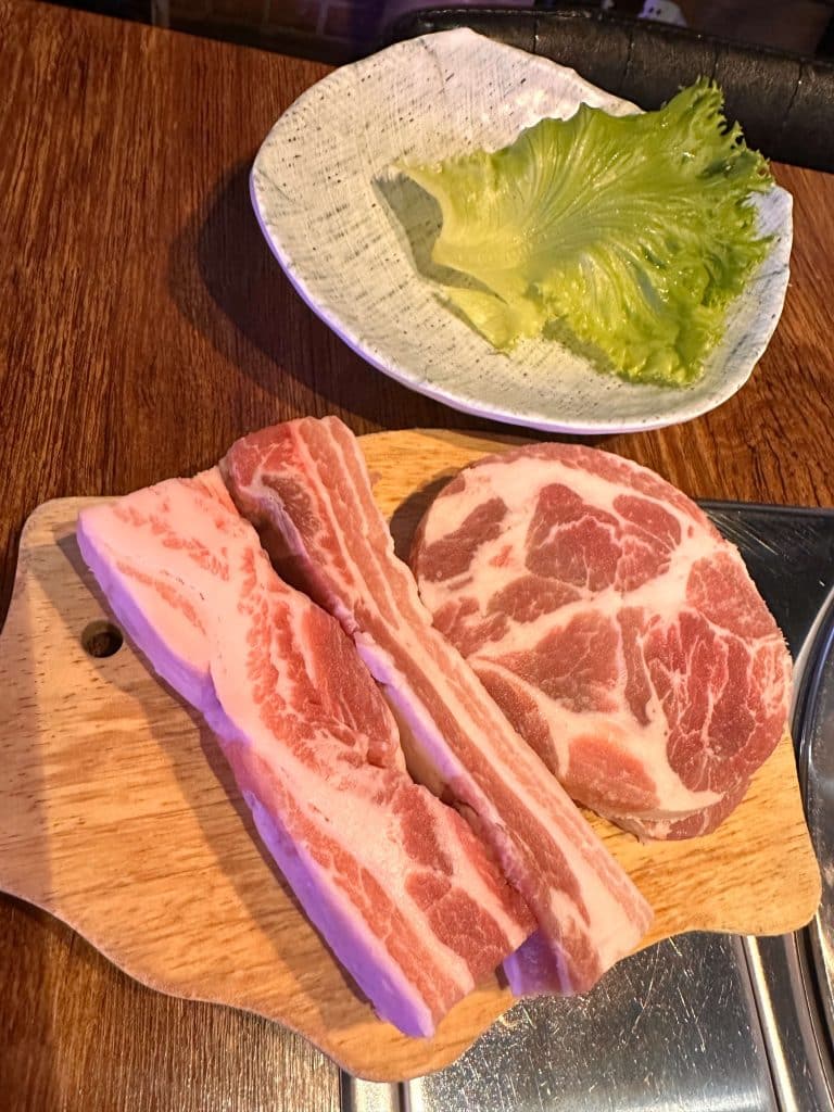 豚花돈꽃 開箱|CP值破表的韓式料理店!(內附菜單)台北韓式料理 韓式烤肉(豬五花、梅花里肌)