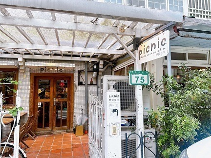 Picnic Cafe 野餐咖啡開箱|菜單、評論、台大不限時咖啡廳開箱!公館咖啡廳 Picnic Cafe 野餐咖啡-大門