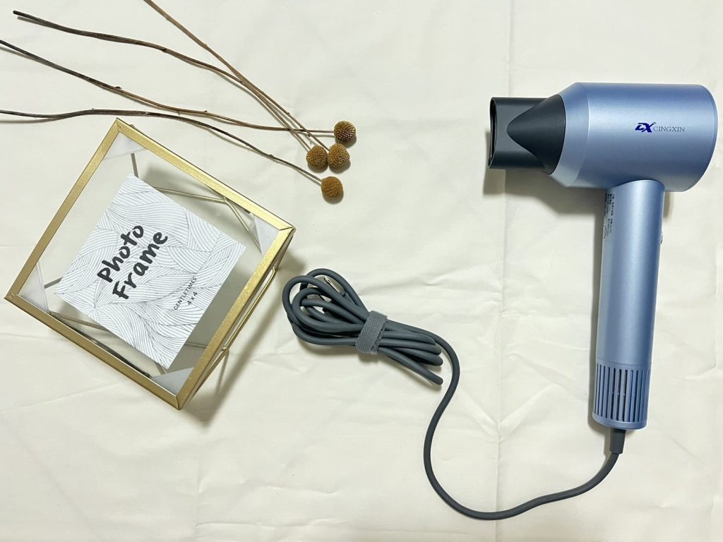 晴鑫科技高速負離子吹風機|開箱評價:必買沙龍等級吹風機,輕鬆擁有髮絲柔潤光澤 晴鑫科技高速負離子吹風機-外觀