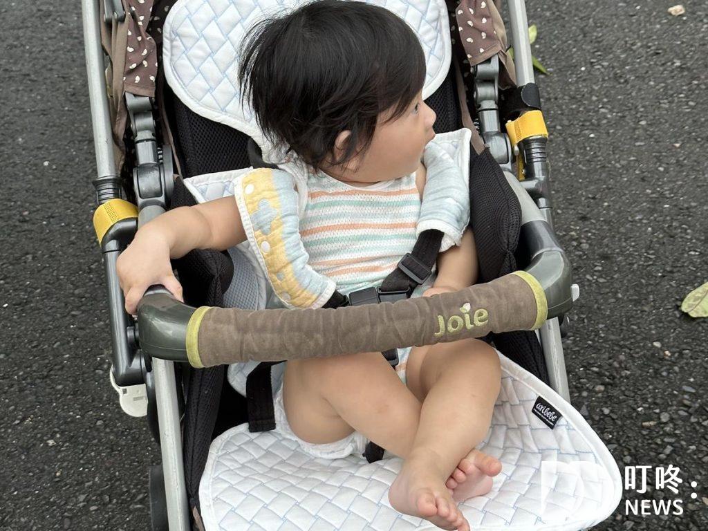【韓國aribebe涼感墊、aribebe涼感推車墊】開箱實測評價:一摸就涼!讓寶寶舒服不再濕背秀 aribebe涼感床墊及涼感推車墊