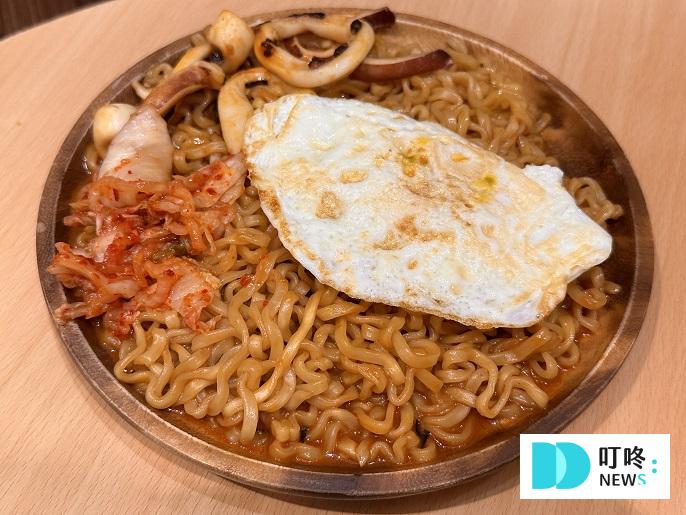 辣雞肉鐵板炒麵｜起司風味