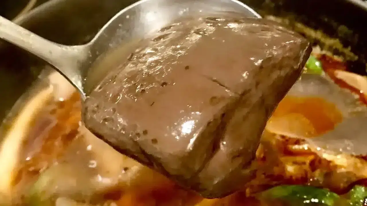 不時不食清鍋物 麻辣鴨血推薦