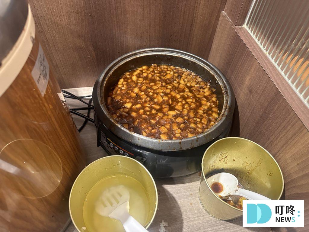 初殿鍋物|開箱評價、菜單、價格、交通、招牌牛奶鍋必點、魯肉飯超級好吃、中和必去火鍋店! 初殿鍋物_滷肉