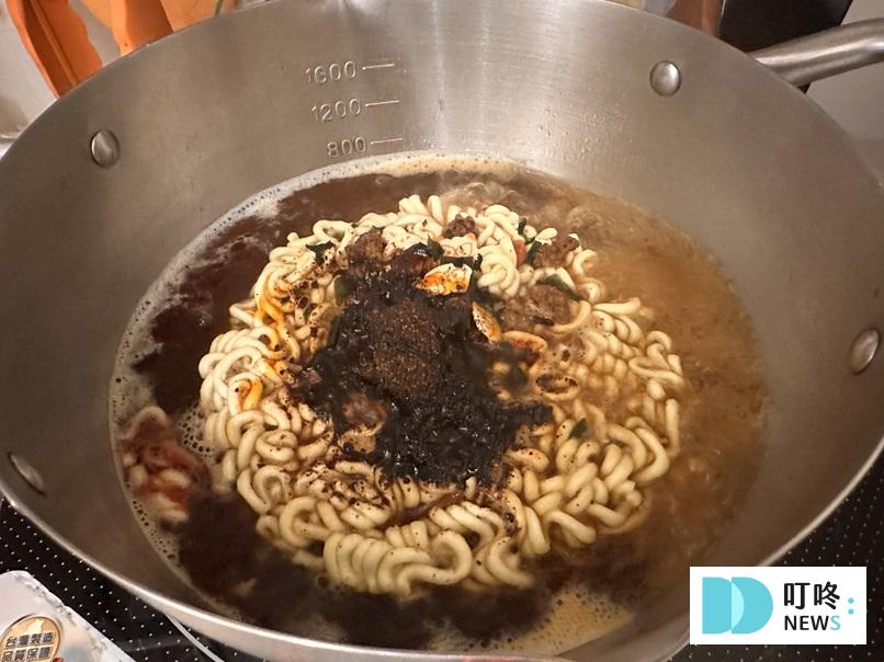 浣熊炸醬麵體