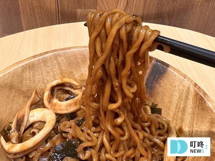 浣熊炸醬麵體