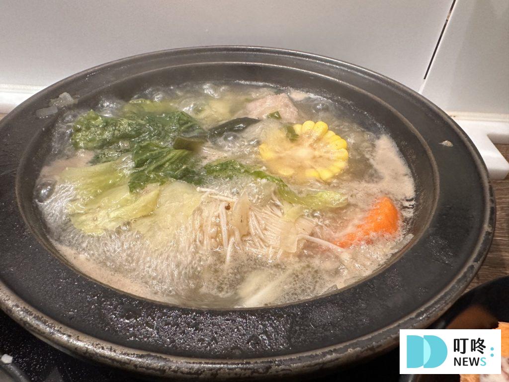 石裡香_石頭鍋煮沸