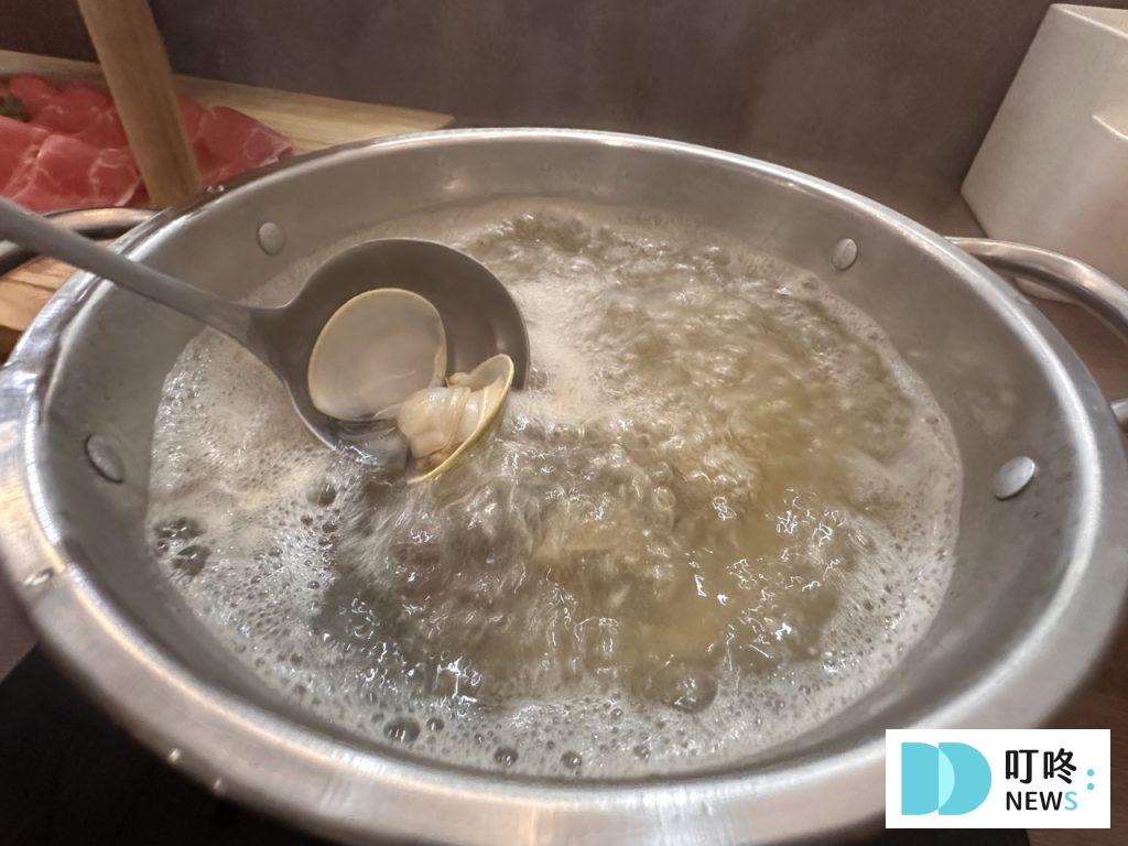 初殿鍋物_蒜頭蛤蠣湯底