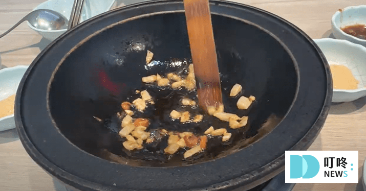麻煮迷你麻辣煲_爆香