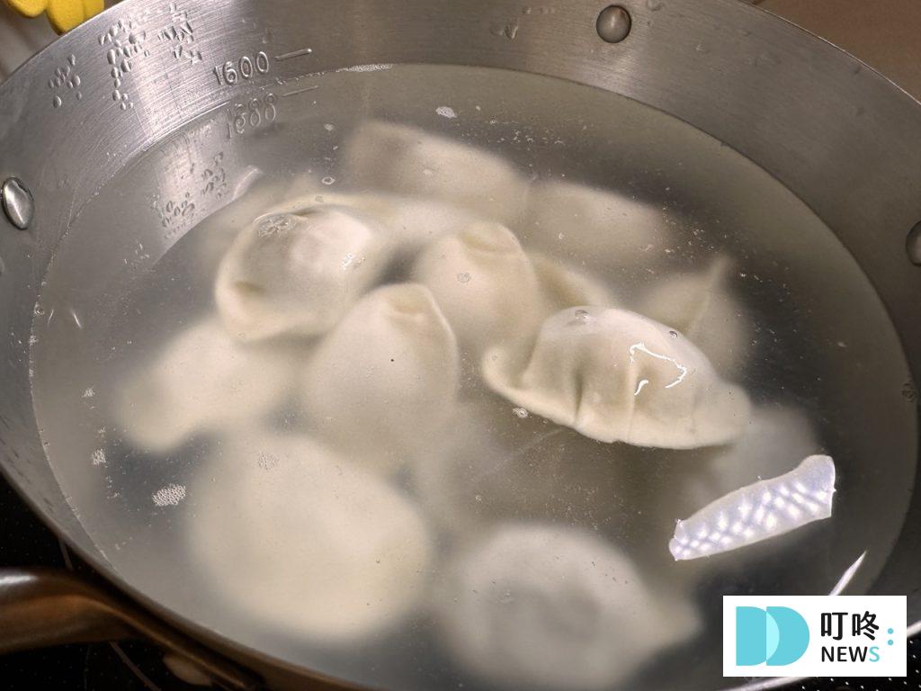 碧蓮水餃開箱|晶瑩剔透的表皮+整支蝦仁內餡!口味、價格、評價全攻略!冷凍水餃推薦 碧蓮水餃-水煮