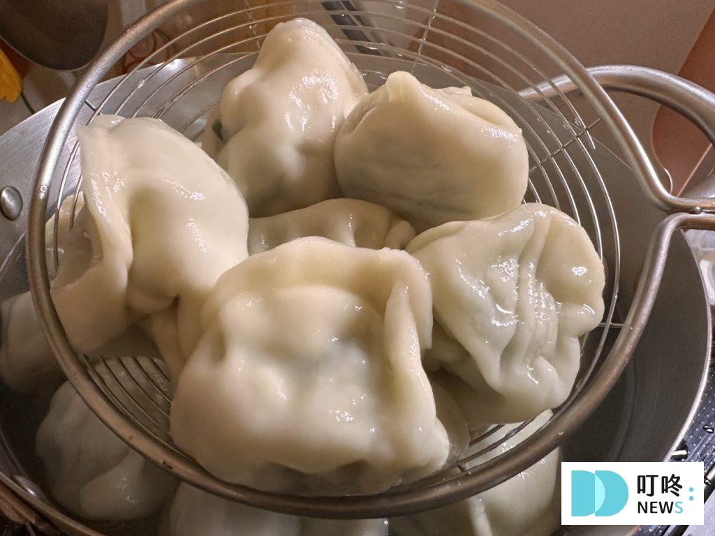 東門興記水餃-煮沸撈