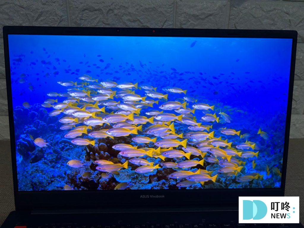 Asus Vivobook Pro 15 OLED | OLED螢幕