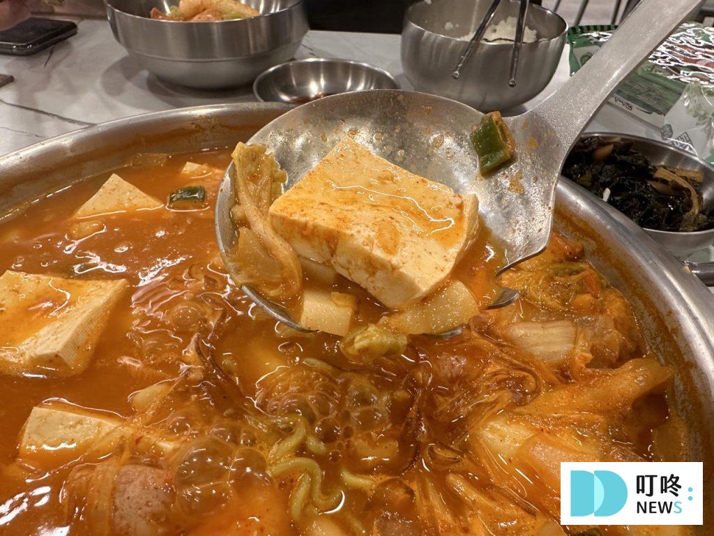 金剛部隊鍋|真實開箱,泡麵吃到飽!韓國平價部隊鍋吃起來如何?台北中山區火鍋推薦 金剛部隊鍋_豆腐
