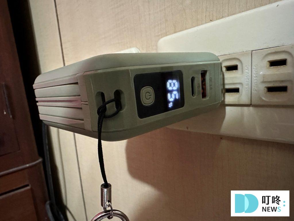 【LaPO行動電源開箱】沒跟上就落伍！網紅團購大推LaPO二代多功能無線快充行動電源實測評價大公開