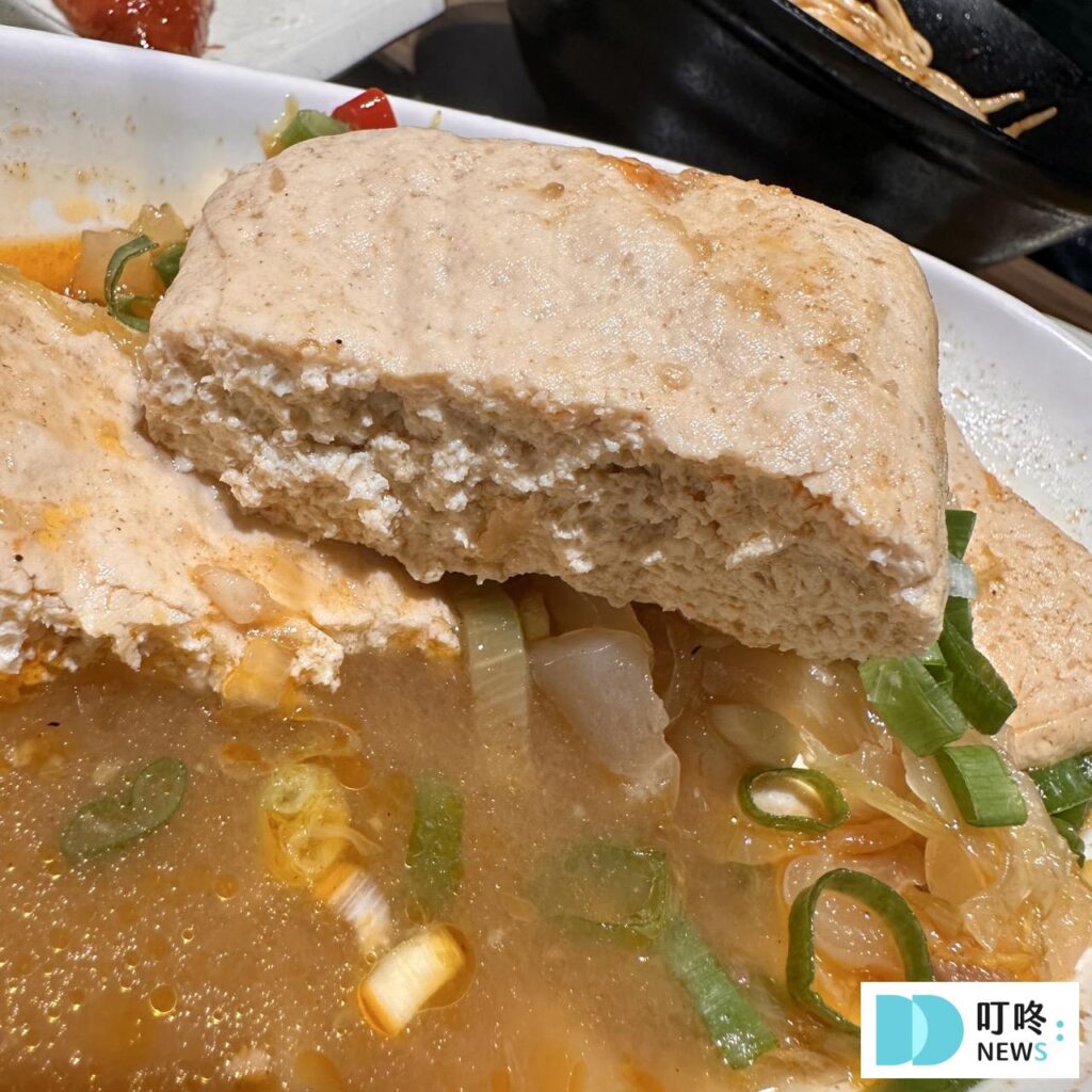 阿城鵝肉|台北必比登美食:煙燻鵝肉、臭豆腐、杏鮑菇香腸必點!雙北最強鵝肉店無誤! 阿城鵝肉_臭豆腐2