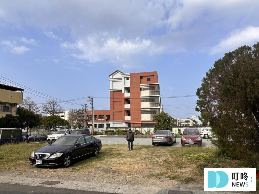 【花樸靜旅】墾丁民宿開箱:恆春新開幕民宿!親子旅遊住宿最佳選擇! 花樸靜旅_停車