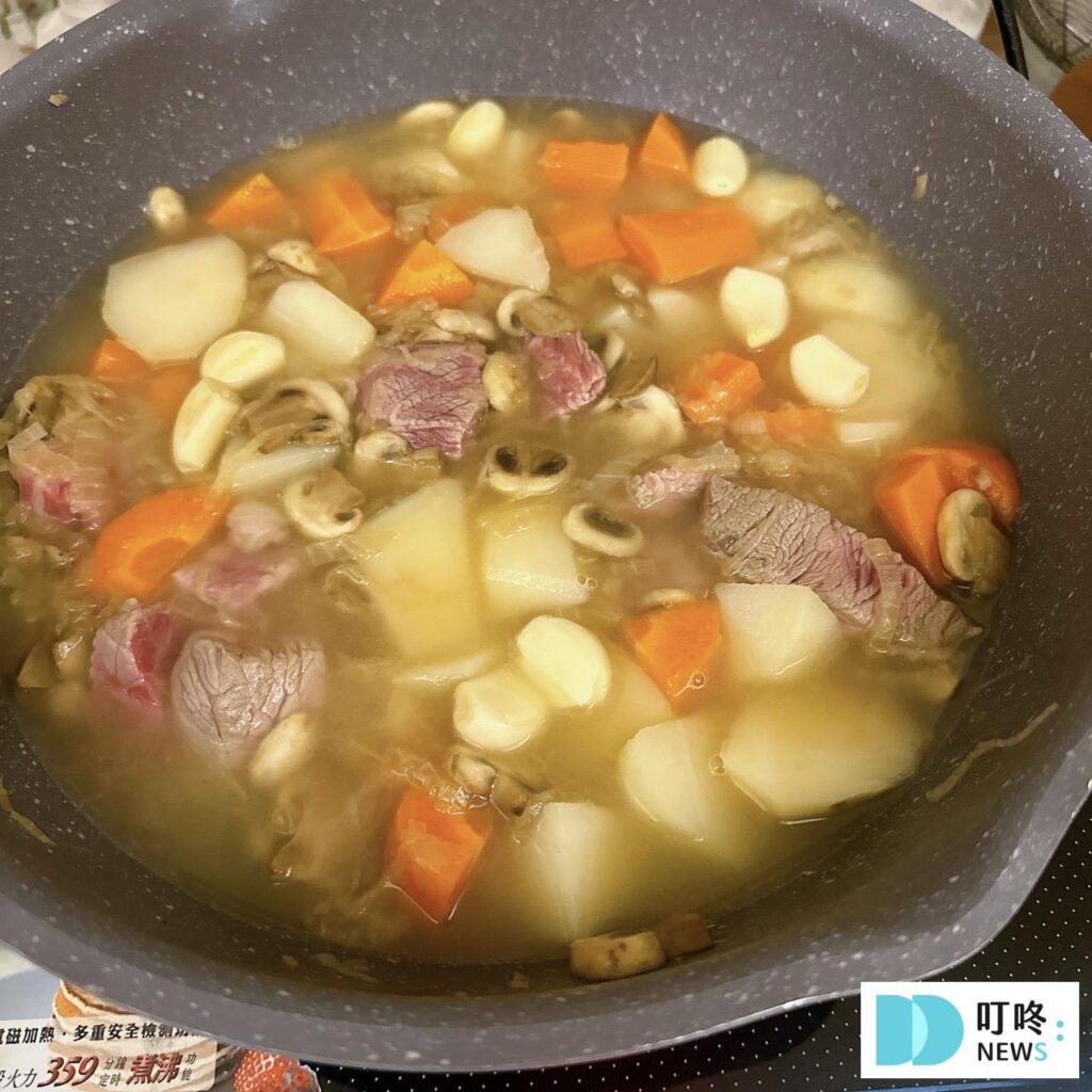 【ZEPPIN 咖哩開箱】 紅酒牛肉超級推薦!連4年獲得國際風味特賞的咖哩塊! ZEPPIN 咖哩_燉煮