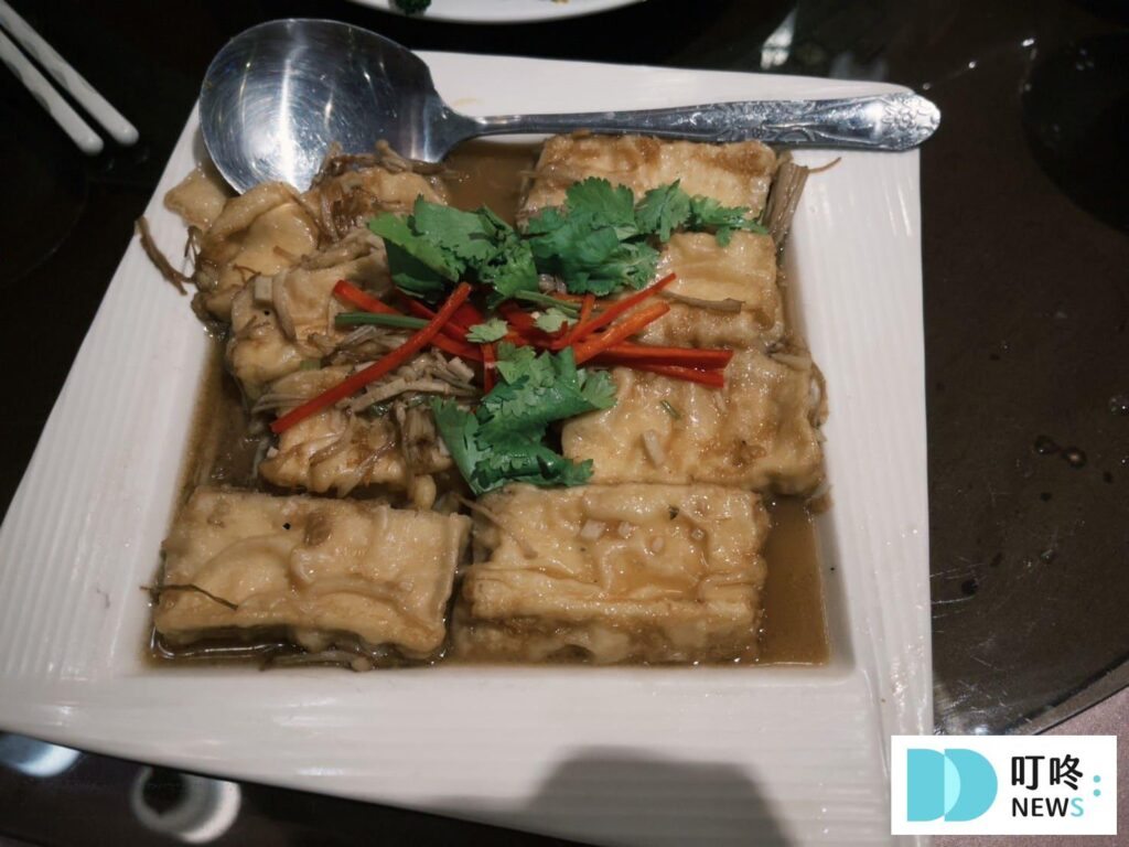 ➤ 鍋塌豆腐 $285