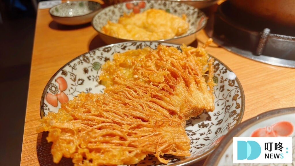 湯棧|台中公益店訂位、停車、菜單、評價一次看,必嚐麻油雞鍋、剝皮辣椒雞鍋、燒酒鍋 湯棧麻油麵線灑上枸杞與蒜酥