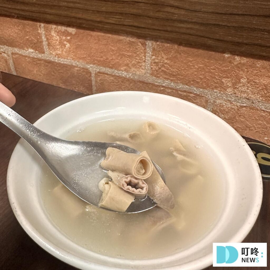 源芳刈包|台北必比登美食:肉口即化的五花肉+軟嫩的外皮,挑戰刈包天花板! 源芳刈包-綜合湯