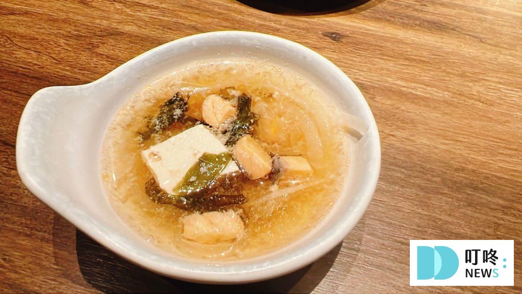 茶六燒肉堂 味噌鮭魚昆布湯