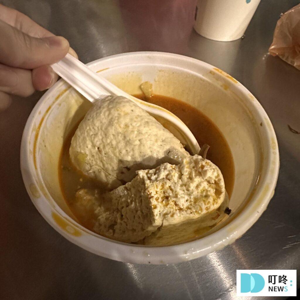 【樂華夜市美食推薦】只知道旗魚黑輪還不夠!這10大樂華夜市必吃美食一次推薦! 樂華夜市_郭記臭豆腐2