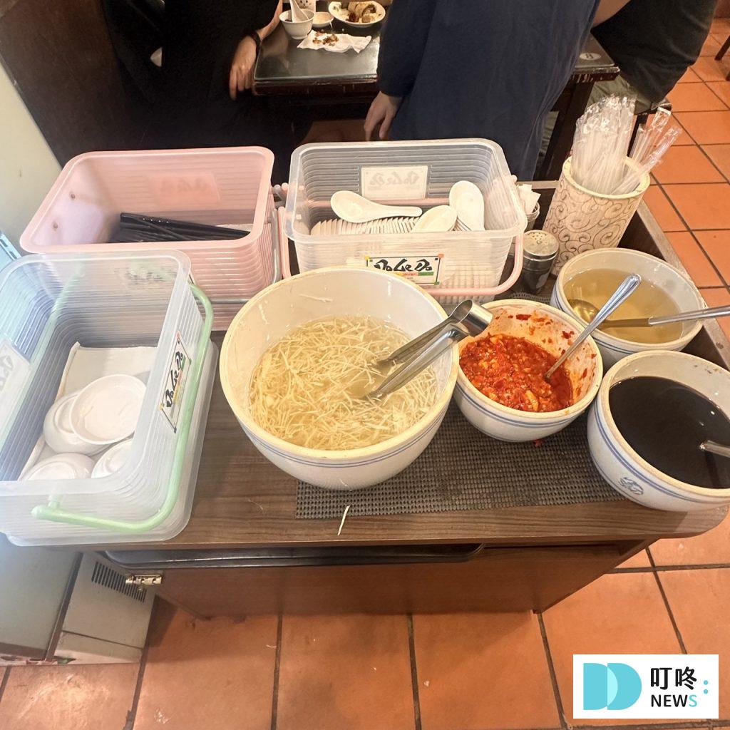 杭州小籠湯包_醬料區