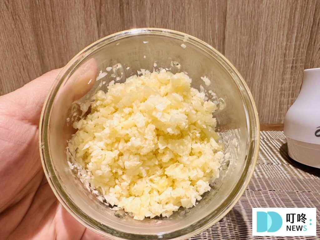 【Arlink 鬆搗菜菜籽開箱】多功能電動食物調理!價格、規格、評價懶人包! Arlink 鬆搗菜菜籽_蒜頭搗蒜成效