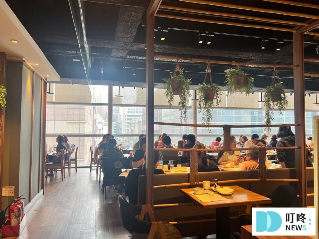 欣葉日本料理站前店|台北中正區美食:菜單、訂位、心得評價,不到千元buffet吃到飽,奢華高cp值享受 欣葉日本料理站前店|店家內部