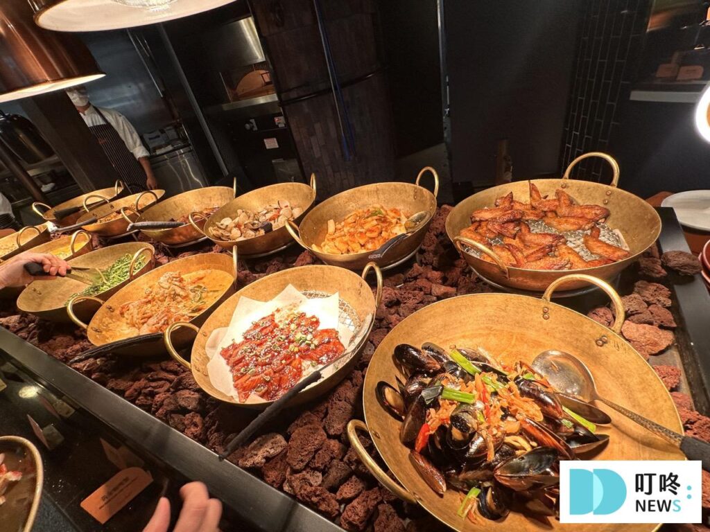 【泰市場海鮮自助餐廳】台北吃到飽美食推薦! 泰市場-熱菜