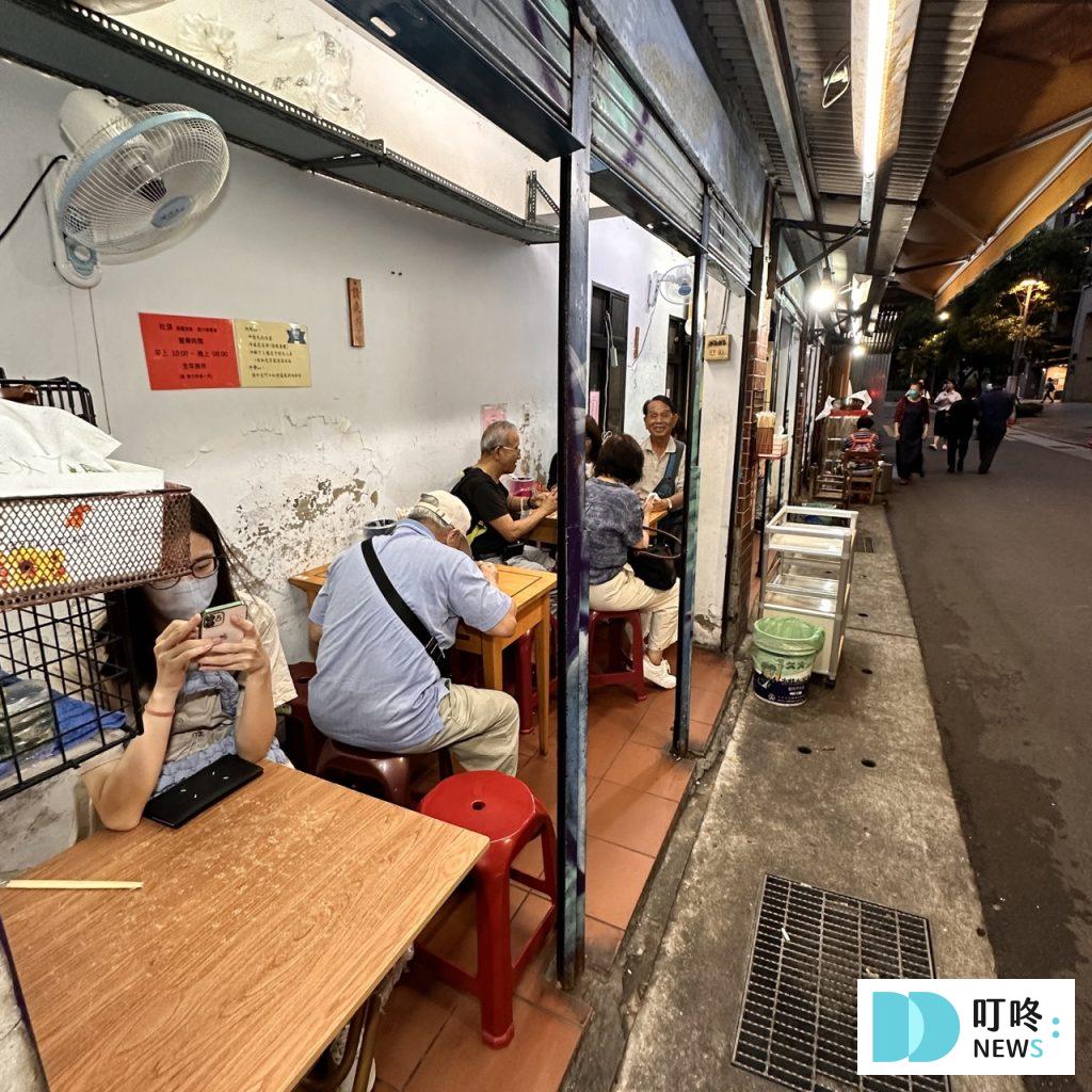 灶頂原汁排骨湯高麗菜飯_座位2