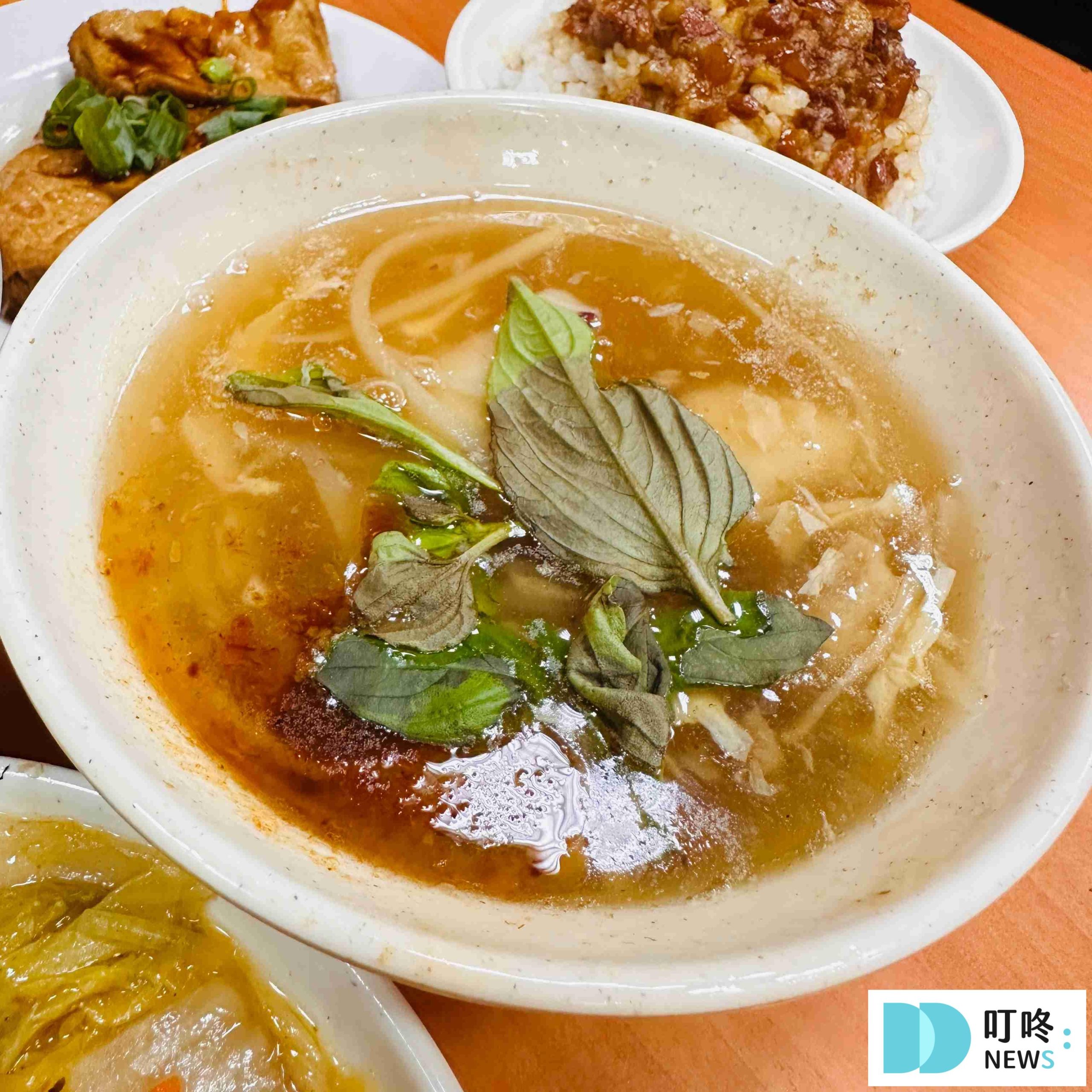 黃記滷肉飯_花枝羹