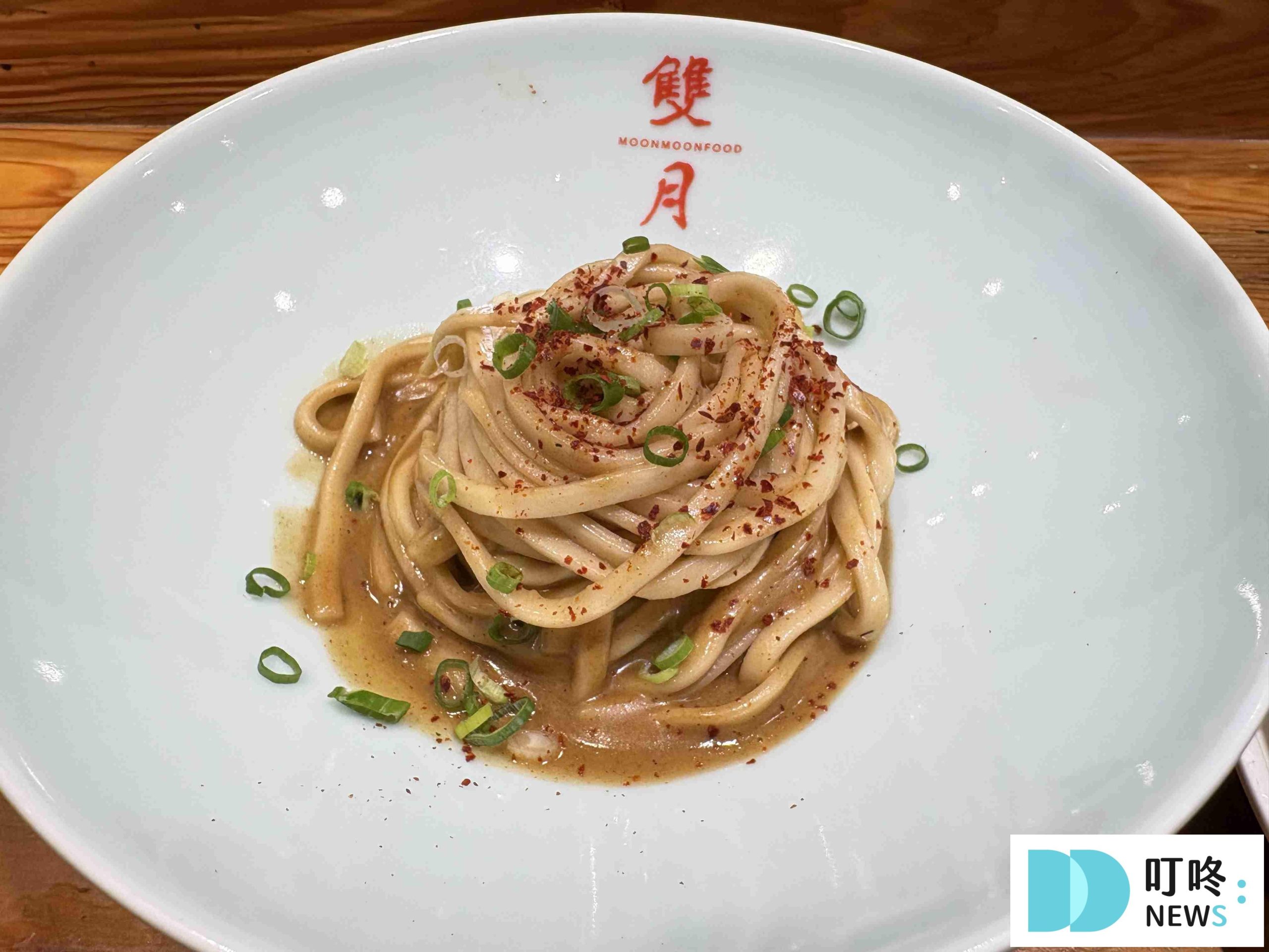 雙月食品社_椒芝麵