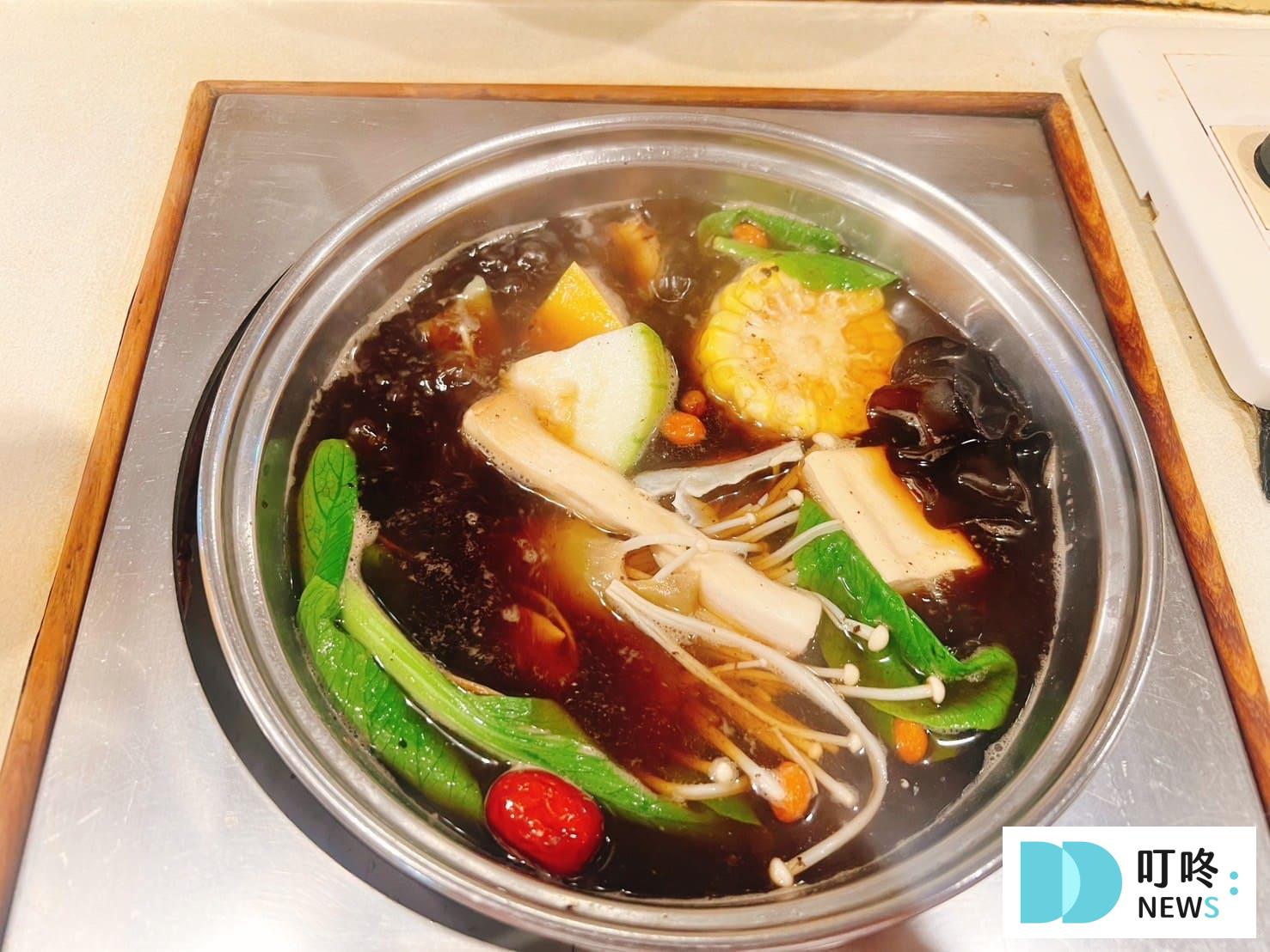 暴暴龍日式迷你火鍋城|在地老饕必點黑蒜湯頭,寧夏夜市隱藏版小火鍋,菜單、交通、評論一次看 叮咚News|分享新奇與樂趣