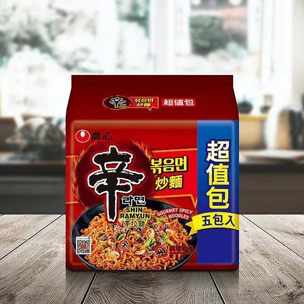 辛拉麵炒麵開箱心得評價:PTT、Dcard好評推薦!口感、煮法、價格報你知! 辛拉麵炒麵 | 特色