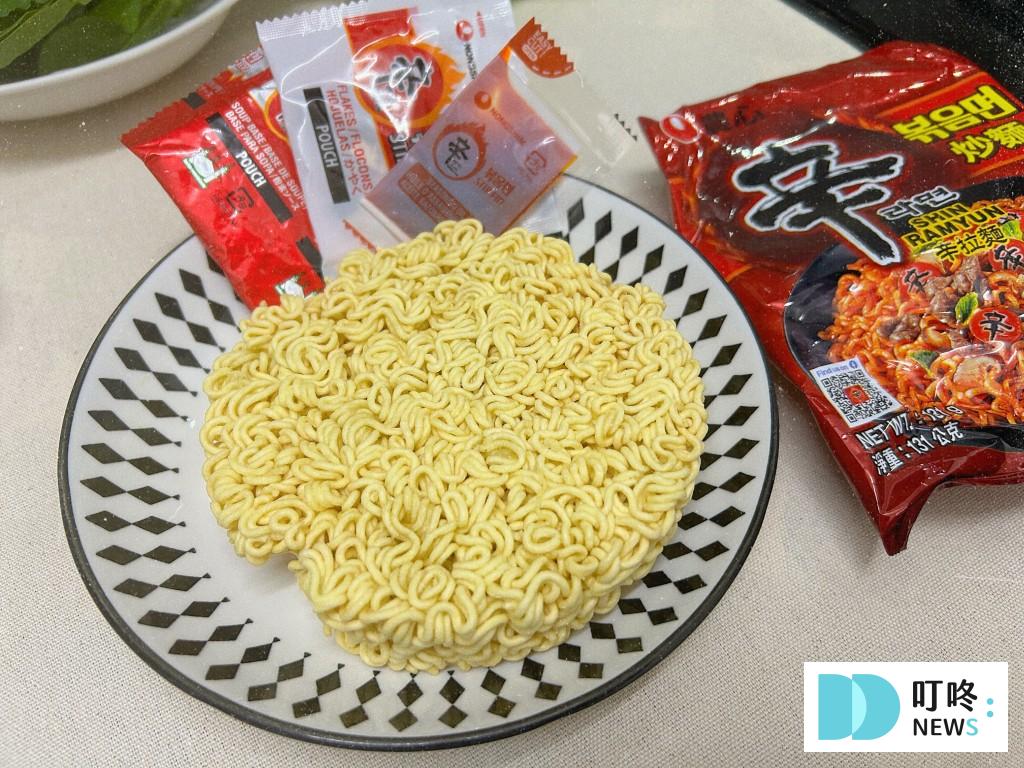 辛拉麵炒麵開箱心得評價:PTT、Dcard好評推薦!口感、煮法、價格報你知! 辛拉麵炒麵 | 食用評價